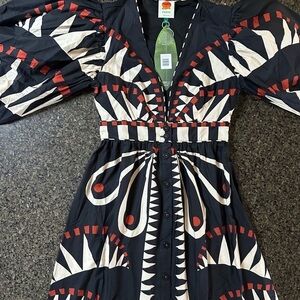 314840 COCONUT GROVE BLACK VNECKLINE PUFFED SLEEVE MAXI Farm Rio size M